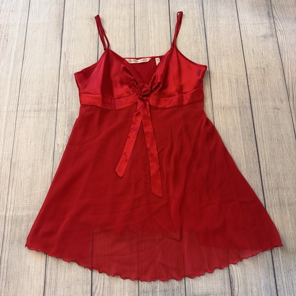 Victoria's Secret Red Satin Babydoll Chemise Lingerie Nightgown Rose Detail L